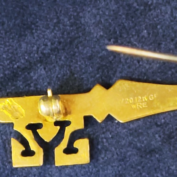 WRE 12 KGF key brooch - Picture 3 of 3